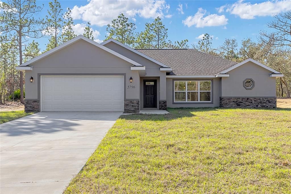 For Sale: $359,900 (3 beds, 2 baths, 1800 Square Feet)