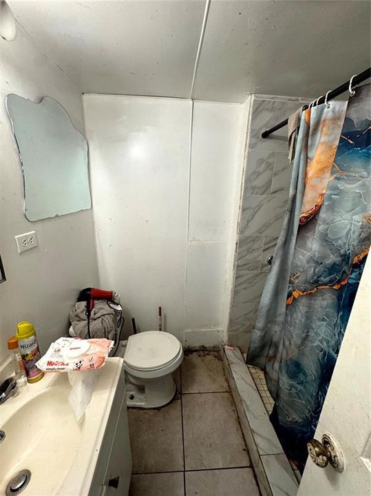 На продажу: $385,000 (7 спален, 0 ванн, 2740 Квадратных фут)