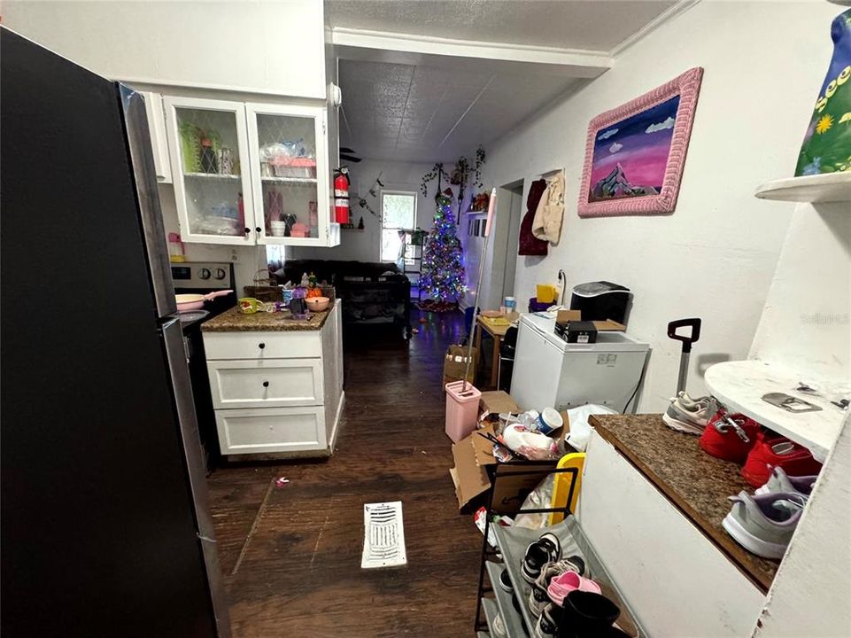 На продажу: $385,000 (7 спален, 0 ванн, 2740 Квадратных фут)