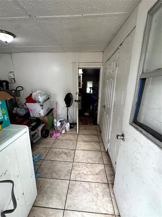 На продажу: $385,000 (7 спален, 0 ванн, 2740 Квадратных фут)