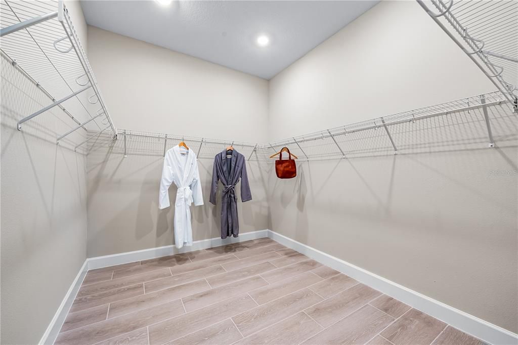 待售: $729,094 (3 贝兹, 3 浴室, 2085 平方英尺)