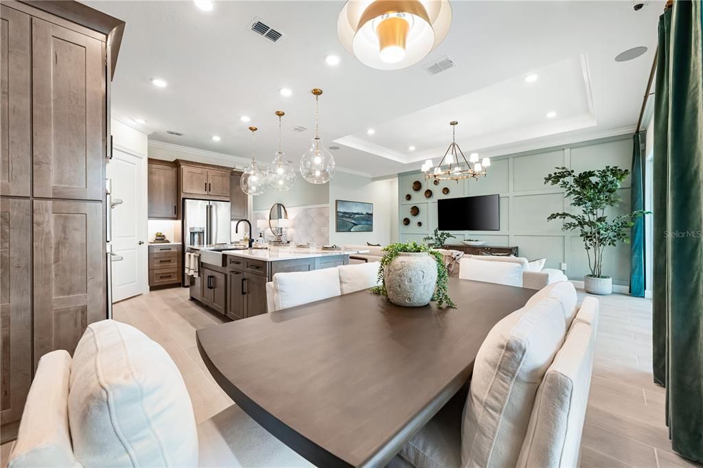 待售: $729,094 (3 贝兹, 3 浴室, 2085 平方英尺)