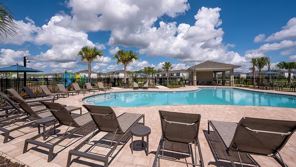 待售: $235,000 (2 贝兹, 2 浴室, 1219 平方英尺)