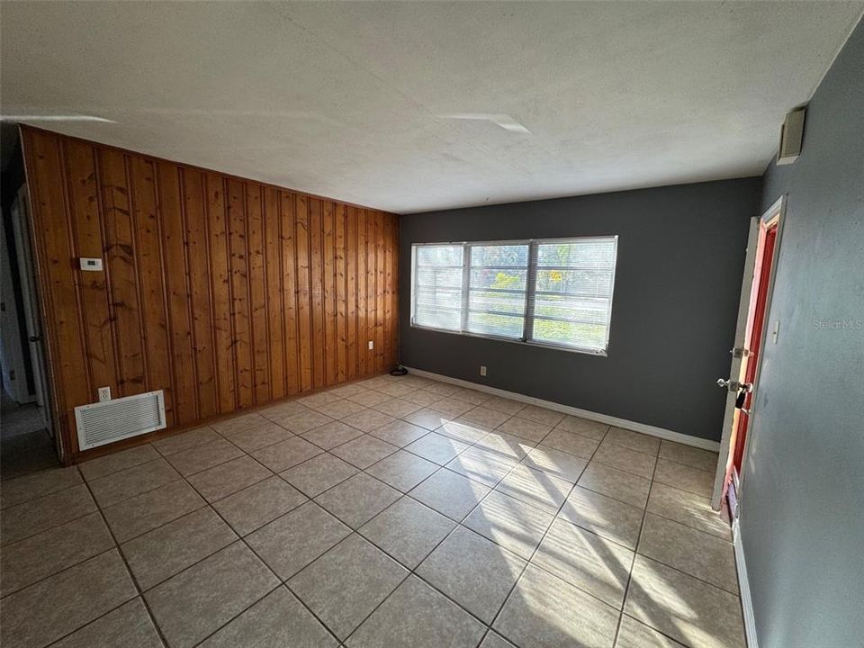 En Renta: $1,600 (3 camas, 1 baños, 1074 Pies cuadrados)