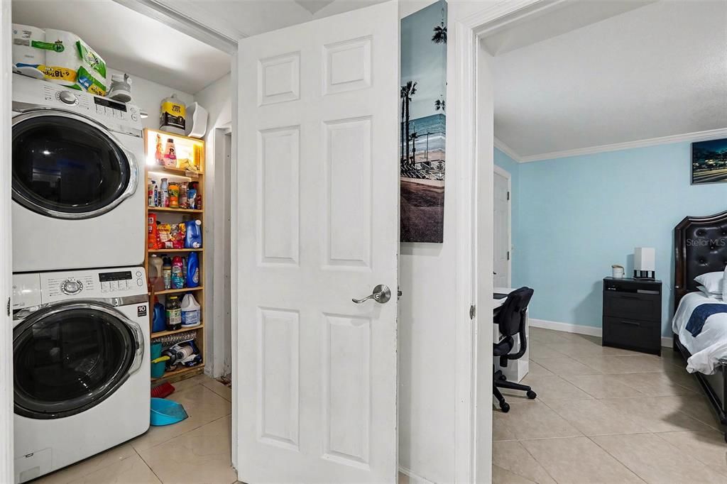 For Sale: $440,000 (4 beds, 3 baths, 1134 Square Feet)