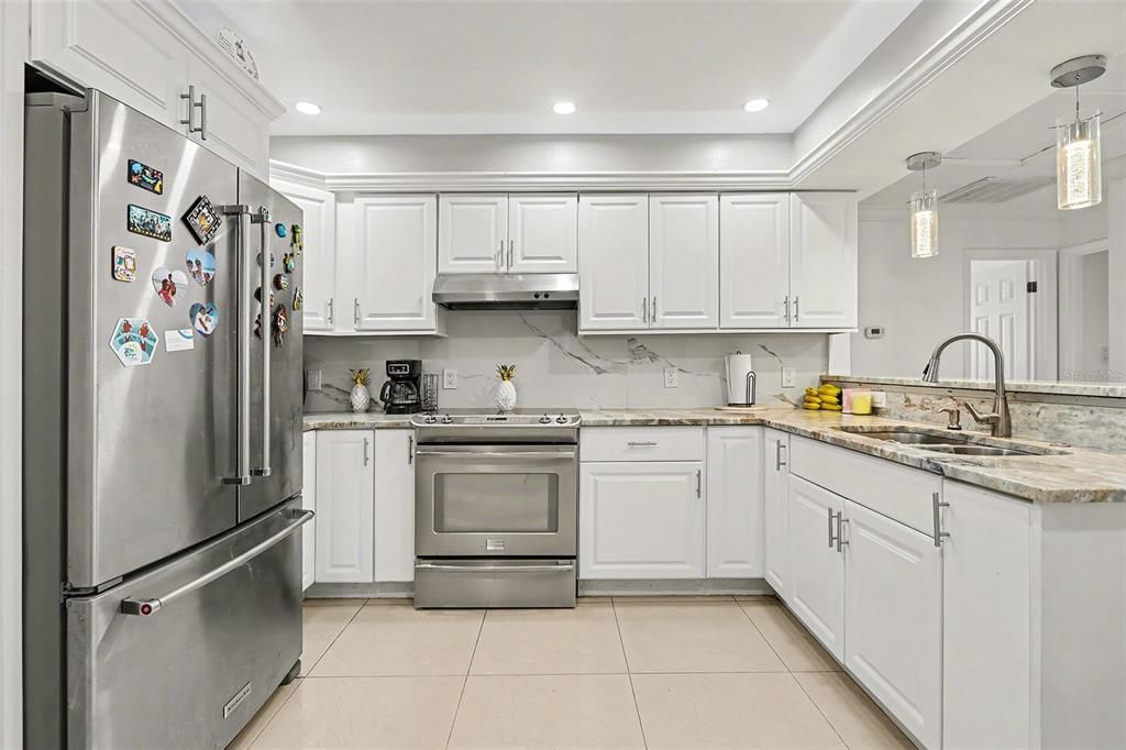 For Sale: $440,000 (4 beds, 3 baths, 1134 Square Feet)