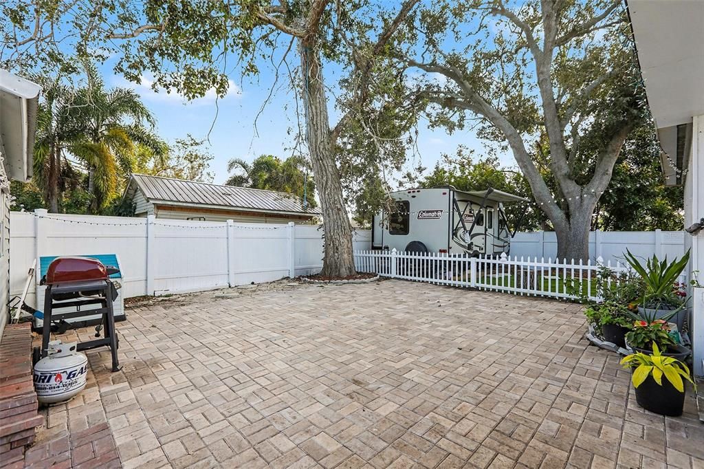 For Sale: $440,000 (4 beds, 3 baths, 1134 Square Feet)