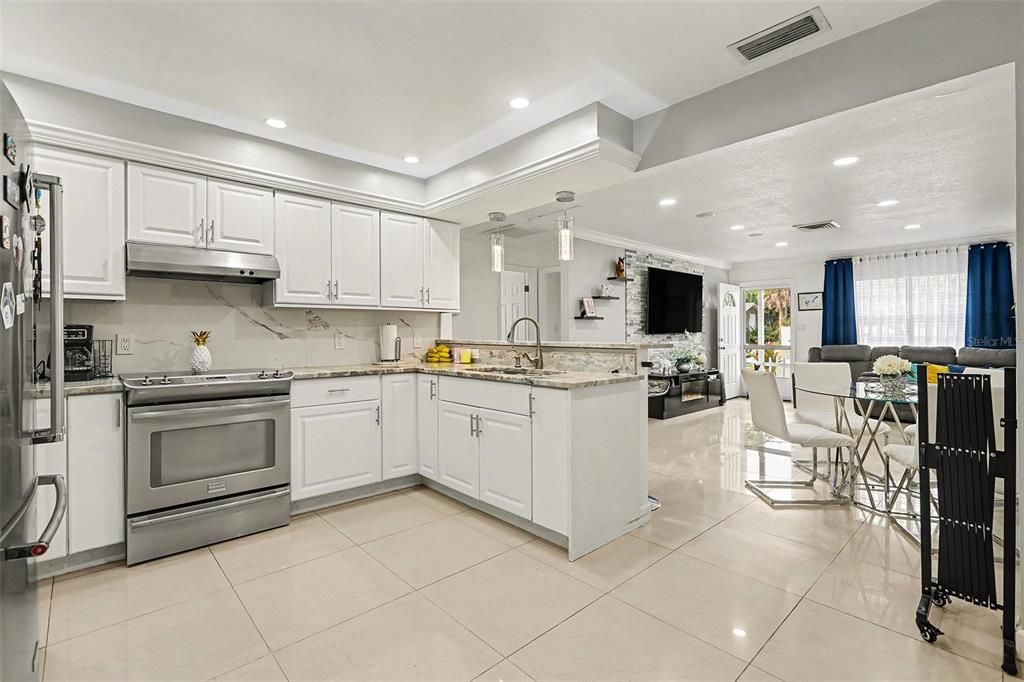 For Sale: $440,000 (4 beds, 3 baths, 1134 Square Feet)