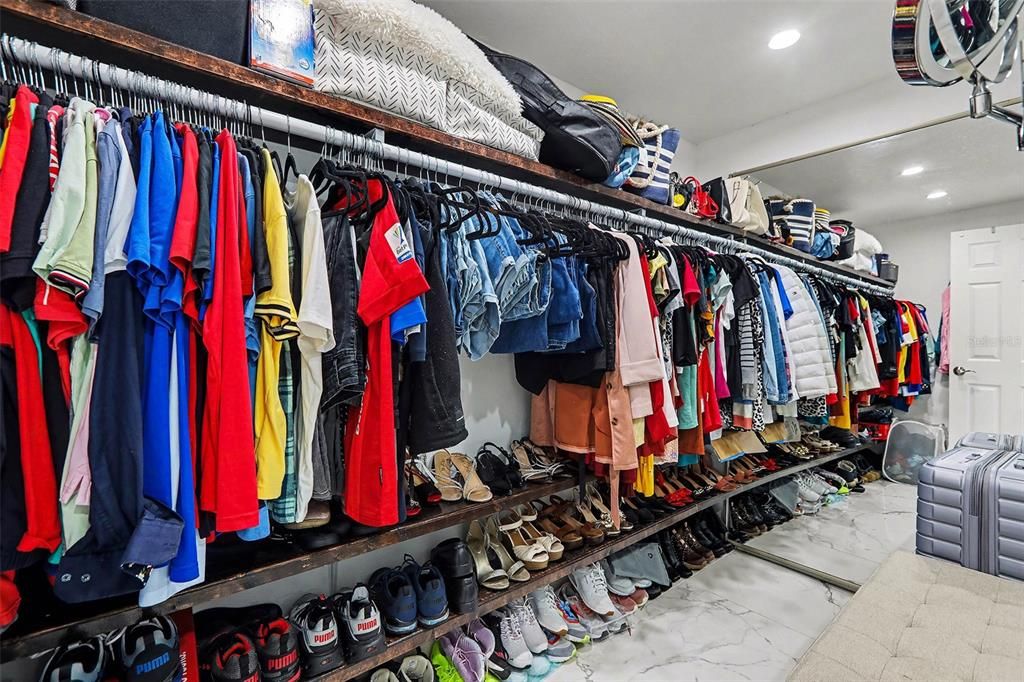 For Sale: $440,000 (4 beds, 3 baths, 1134 Square Feet)