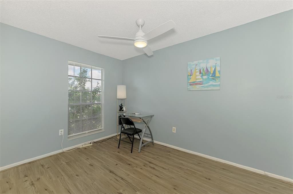 На продажу: $249,900 (3 спален, 2 ванн, 1148 Квадратных фут)