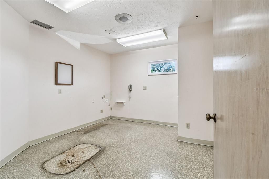 На продажу: $500,000 (0 спален, 0 ванн, 2059 Квадратных фут)