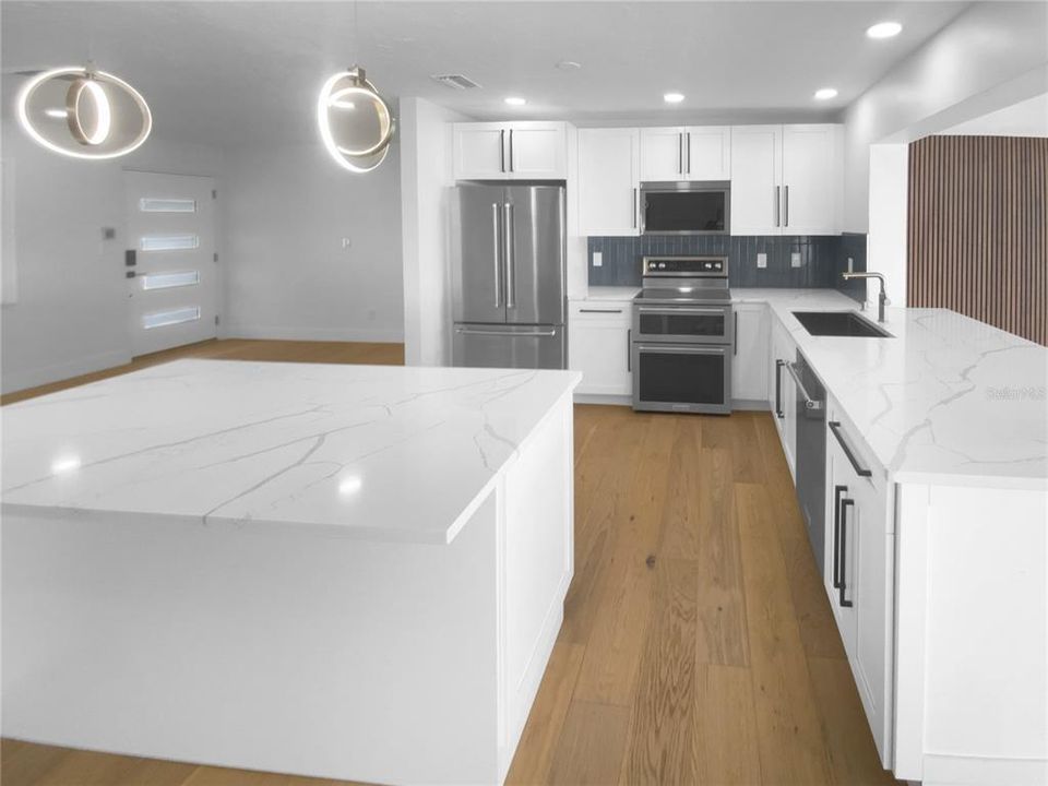 For Sale: $670,000 (3 beds, 2 baths, 1579 Square Feet)