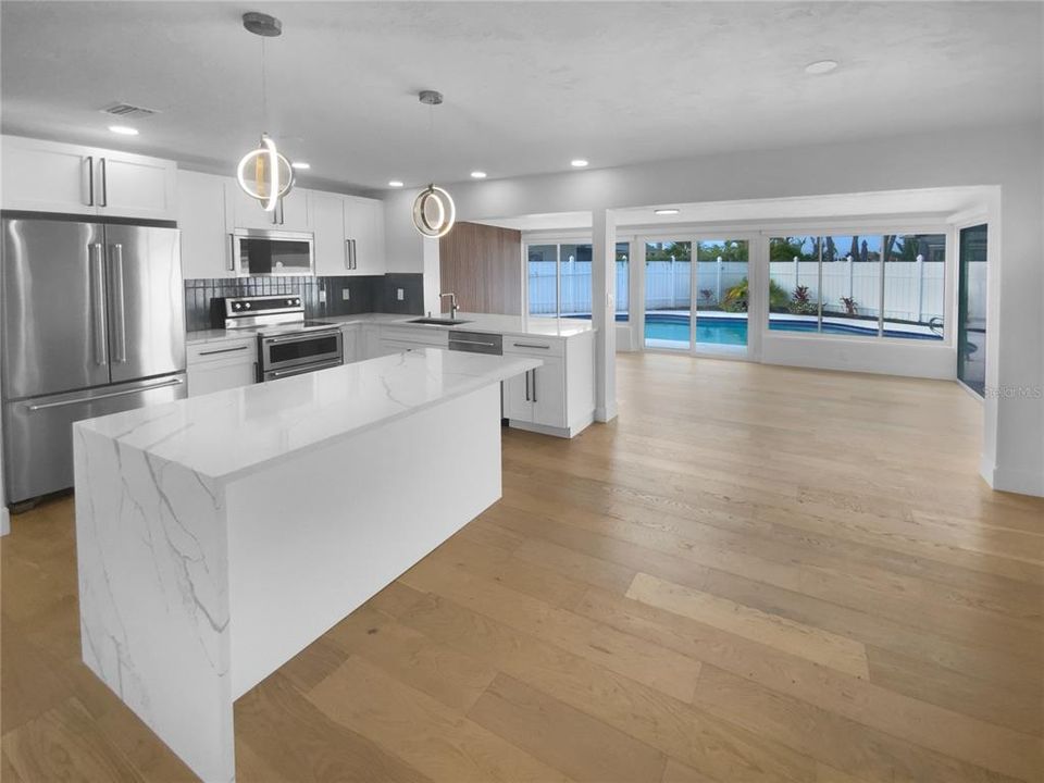 For Sale: $670,000 (3 beds, 2 baths, 1579 Square Feet)