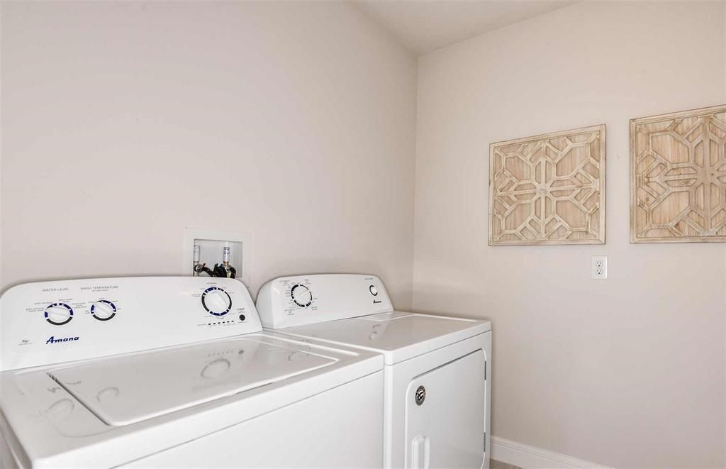 For Sale: $382,990 (4 beds, 2 baths, 1850 Square Feet)