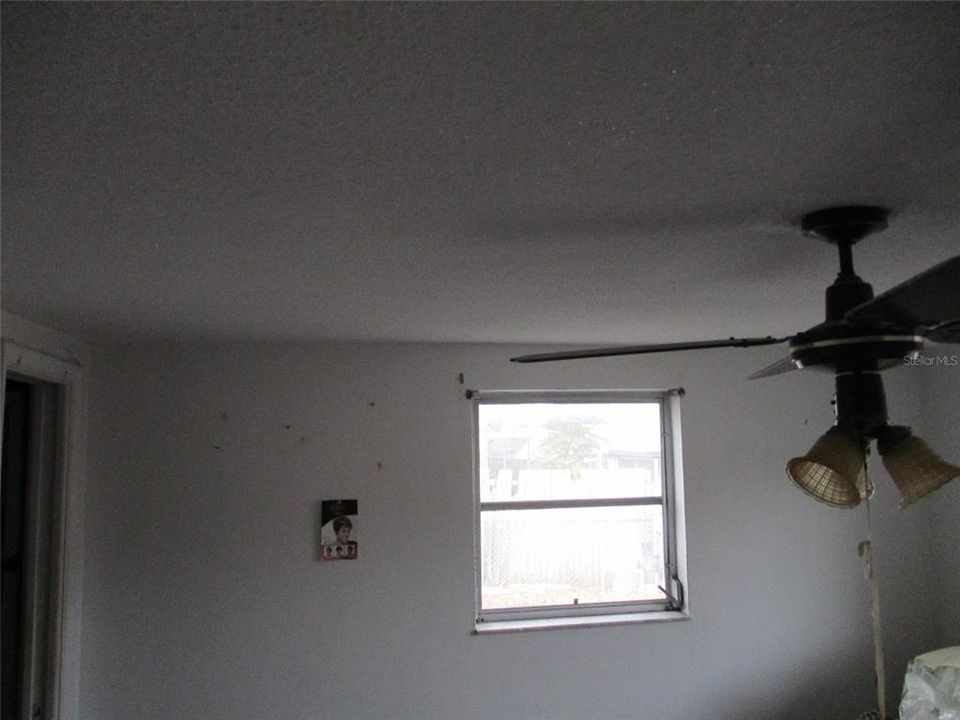 На продажу: $180,000 (2 спален, 2 ванн, 1148 Квадратных фут)