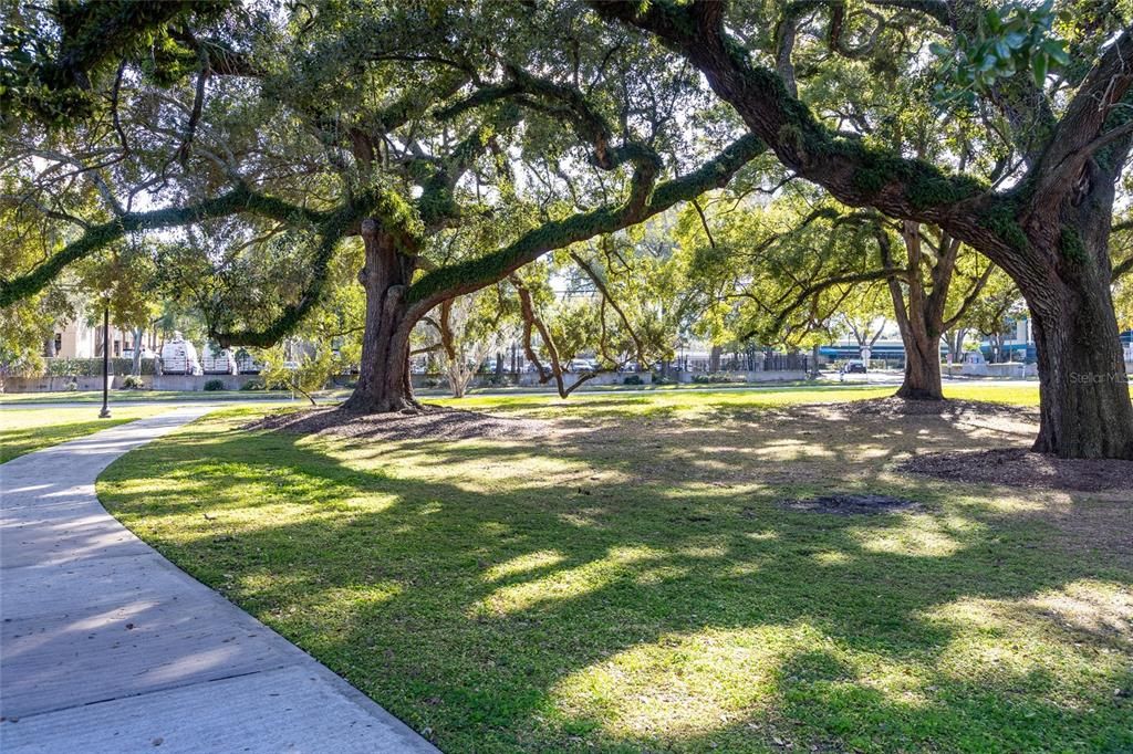 待售: $475,000 (2 贝兹, 1 浴室, 852 平方英尺)