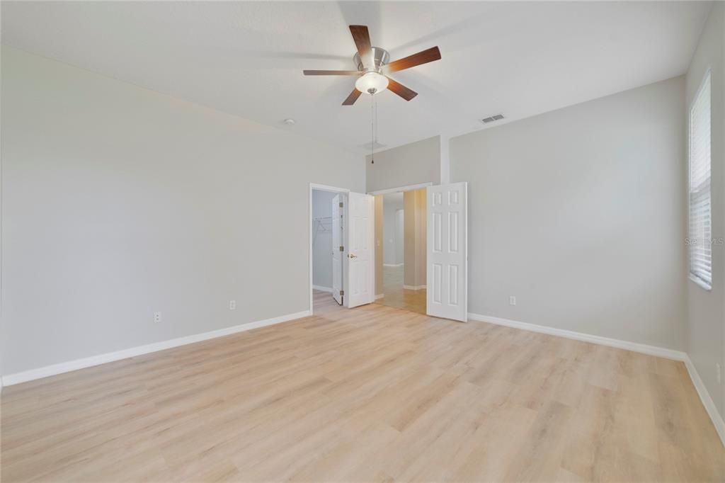 For Sale: $599,000 (4 beds, 3 baths, 2428 Square Feet)