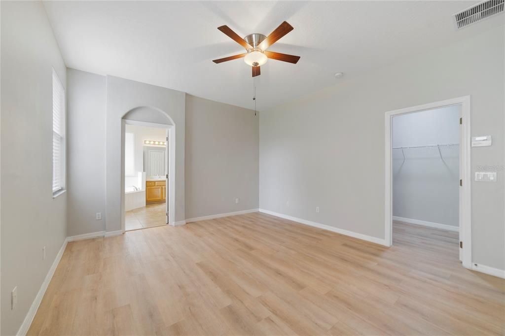 For Sale: $599,000 (4 beds, 3 baths, 2428 Square Feet)