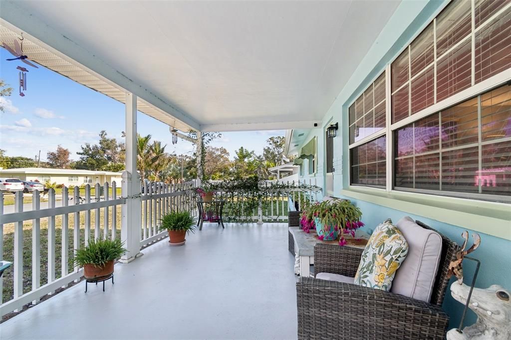 En Venta: $354,900 (3 camas, 2 baños, 1134 Pies cuadrados)