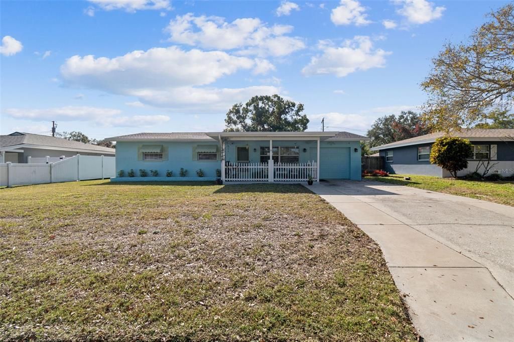 En Venta: $354,900 (3 camas, 2 baños, 1134 Pies cuadrados)