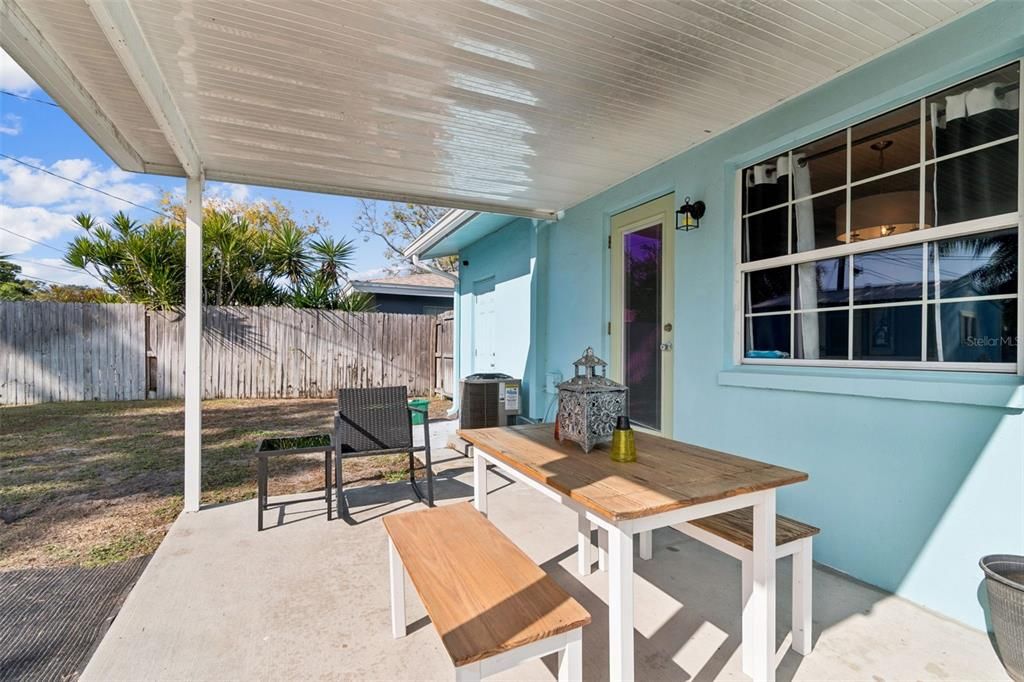 En Venta: $354,900 (3 camas, 2 baños, 1134 Pies cuadrados)