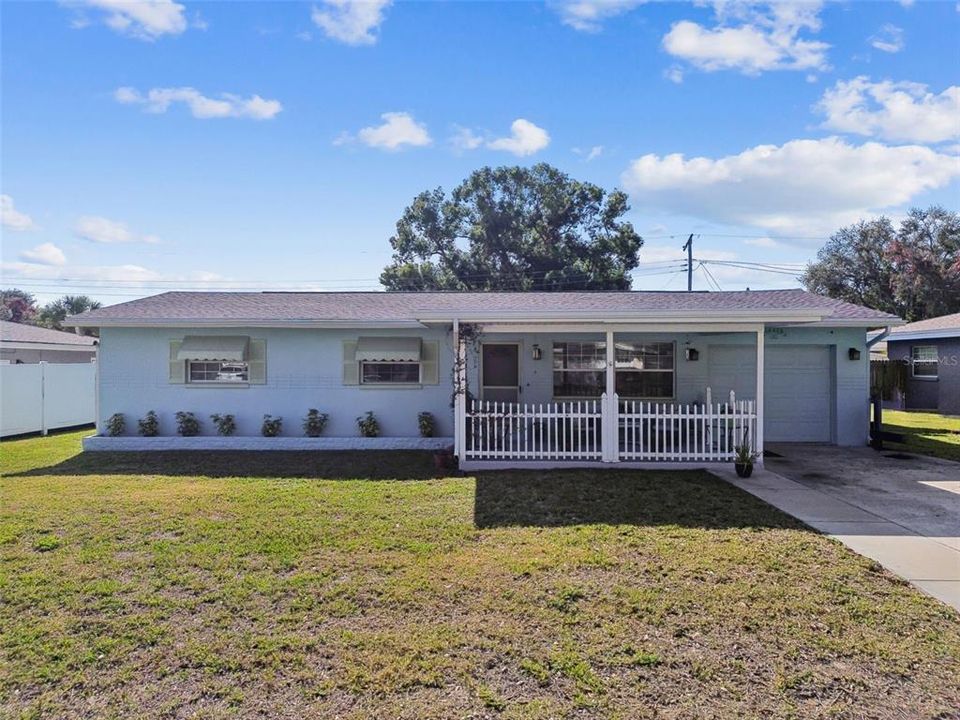 En Venta: $354,900 (3 camas, 2 baños, 1134 Pies cuadrados)