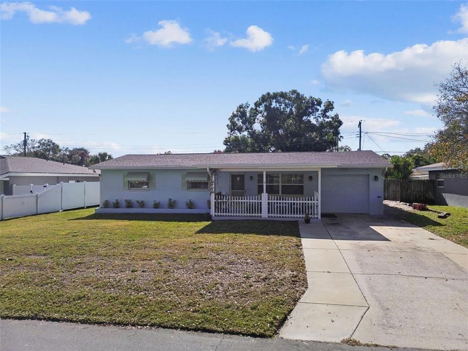 En Venta: $354,900 (3 camas, 2 baños, 1134 Pies cuadrados)