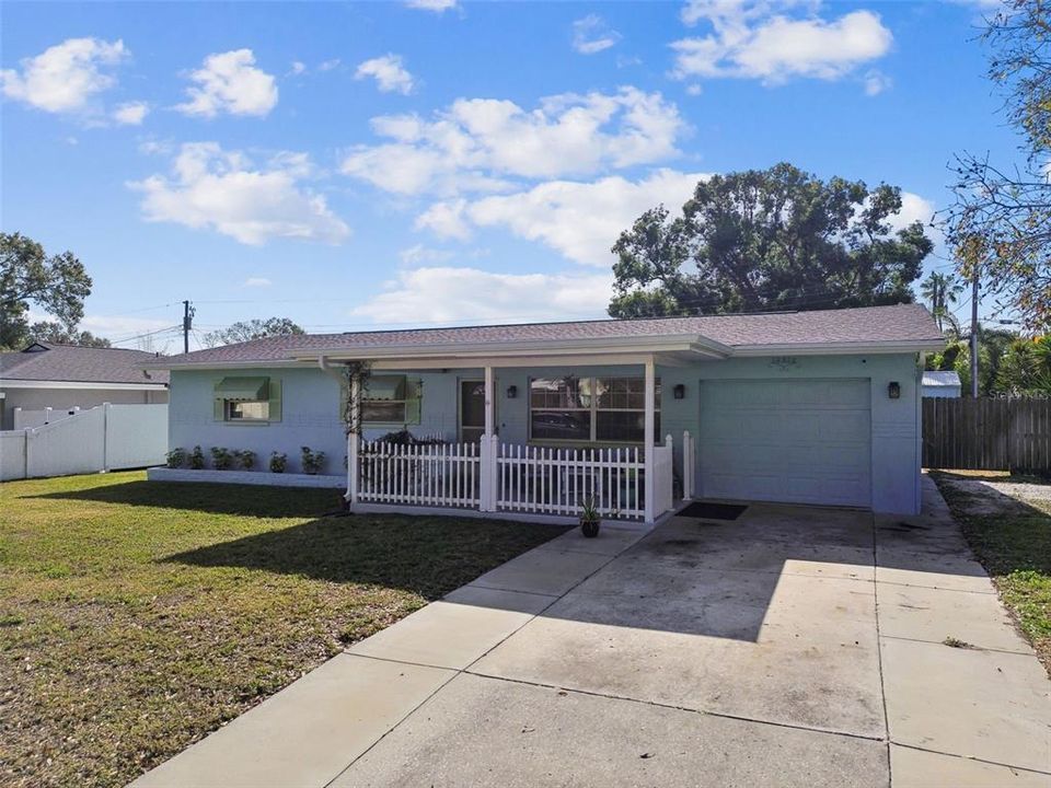 En Venta: $354,900 (3 camas, 2 baños, 1134 Pies cuadrados)