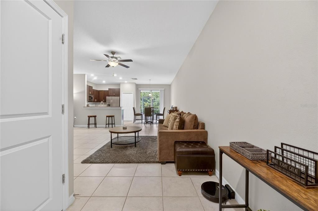 待售: $249,990 (3 贝兹, 2 浴室, 1701 平方英尺)