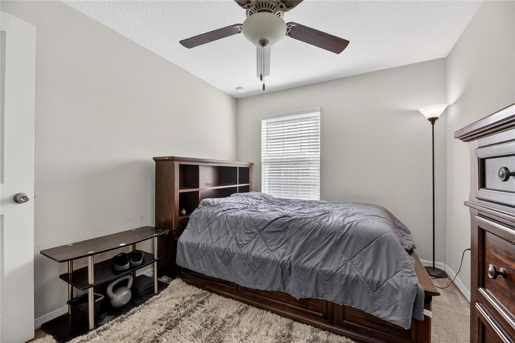 待售: $249,990 (3 贝兹, 2 浴室, 1701 平方英尺)