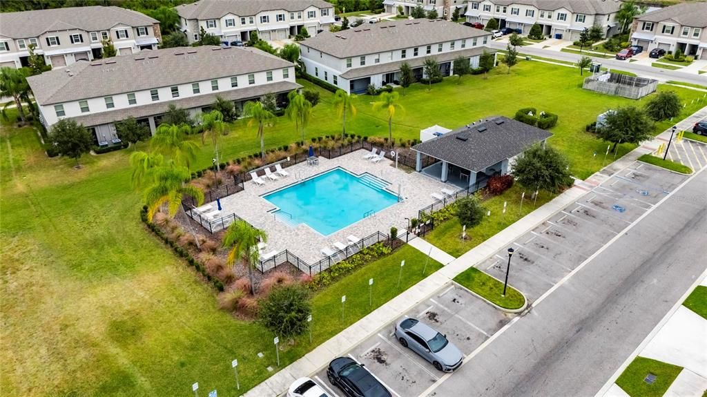 待售: $249,990 (3 贝兹, 2 浴室, 1701 平方英尺)