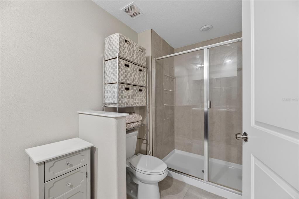 待售: $249,990 (3 贝兹, 2 浴室, 1701 平方英尺)