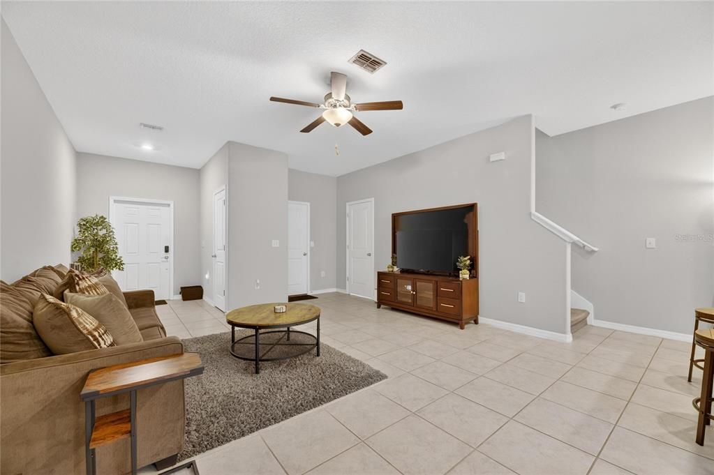 待售: $249,990 (3 贝兹, 2 浴室, 1701 平方英尺)