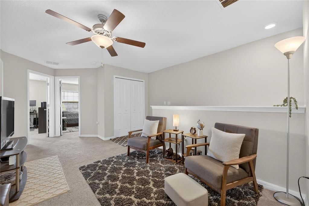 待售: $249,990 (3 贝兹, 2 浴室, 1701 平方英尺)