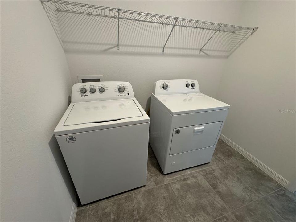 出租: $2,200 (3 贝兹, 2 浴室, 1594 平方英尺)