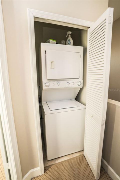 En Venta: $480,000 (3 camas, 3 baños, 1593 Pies cuadrados)