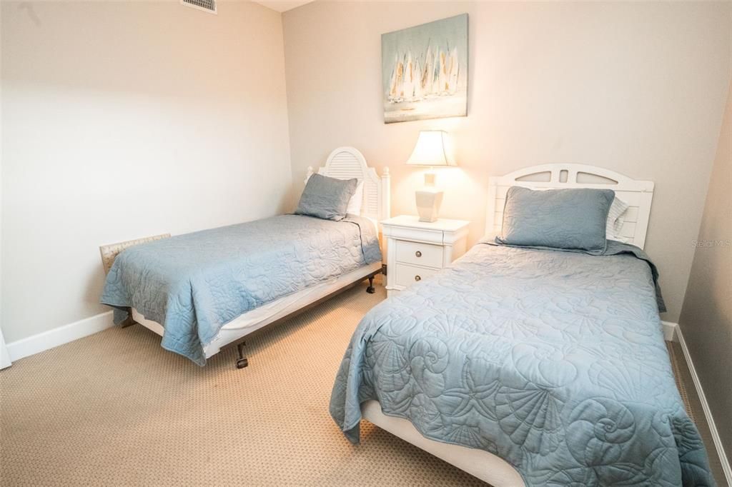 En Venta: $480,000 (3 camas, 3 baños, 1593 Pies cuadrados)