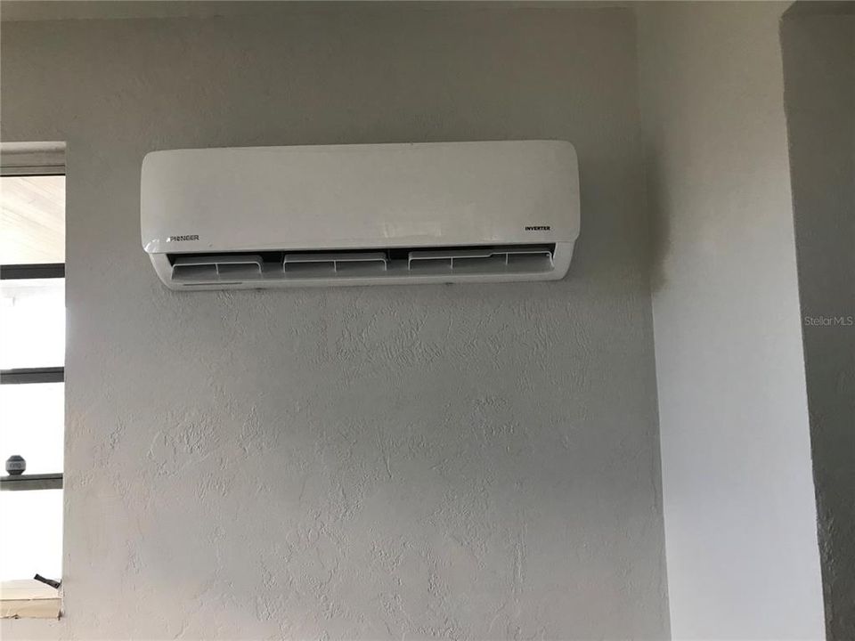 For Rent: $1,550 (2 beds, 1 baths, 660 Square Feet)