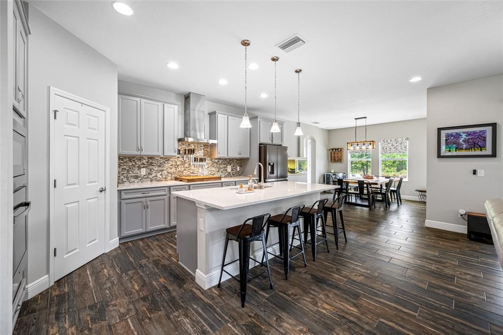 For Sale: $694,900 (5 beds, 3 baths, 3336 Square Feet)