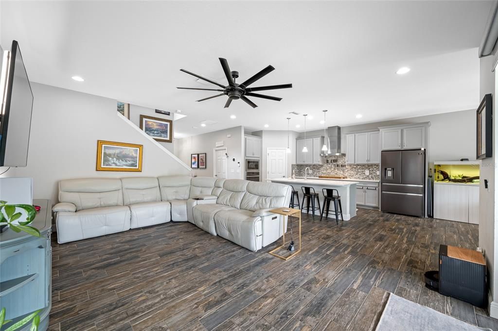 For Sale: $694,900 (5 beds, 3 baths, 3336 Square Feet)