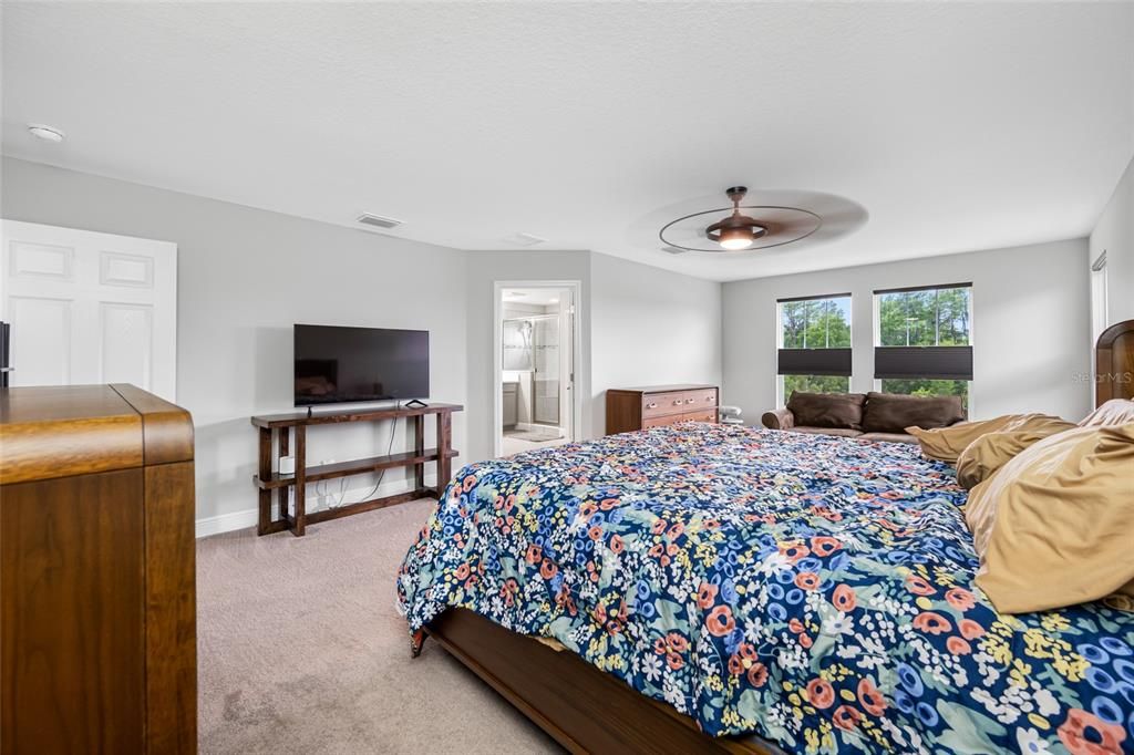 For Sale: $694,900 (5 beds, 3 baths, 3336 Square Feet)