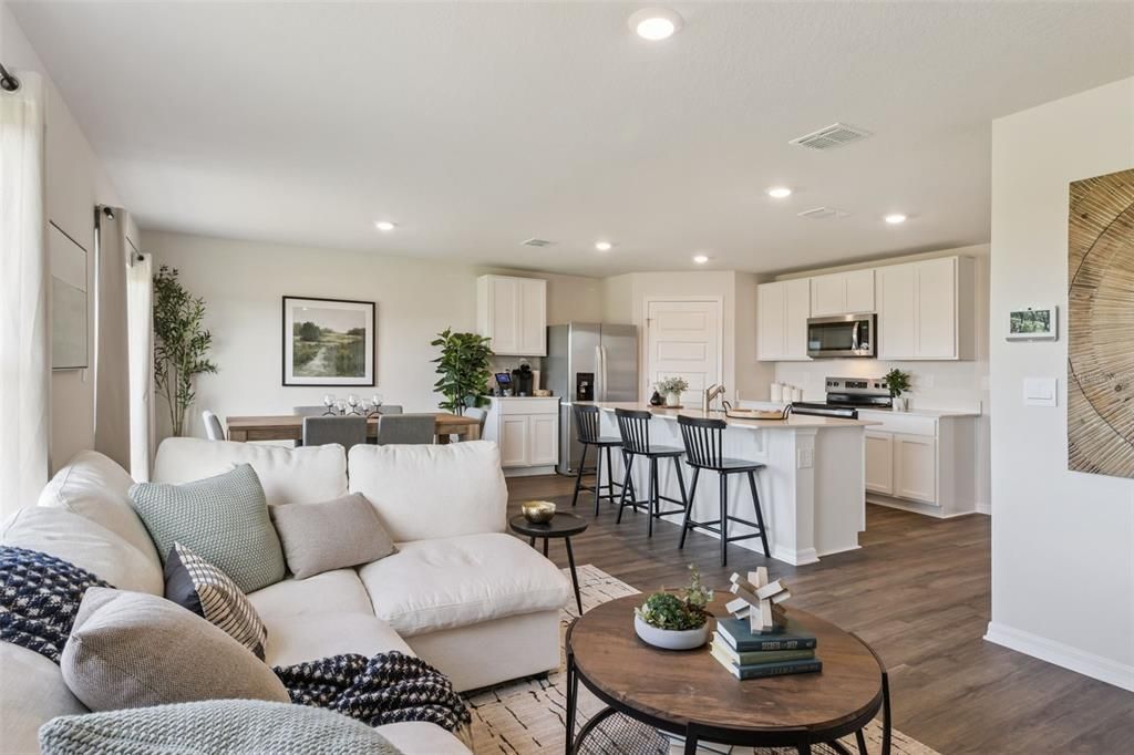 For Sale: $300,490 (4 beds, 2 baths, 1498 Square Feet)