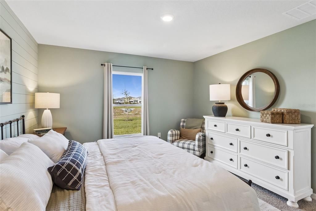 For Sale: $300,490 (4 beds, 2 baths, 1498 Square Feet)