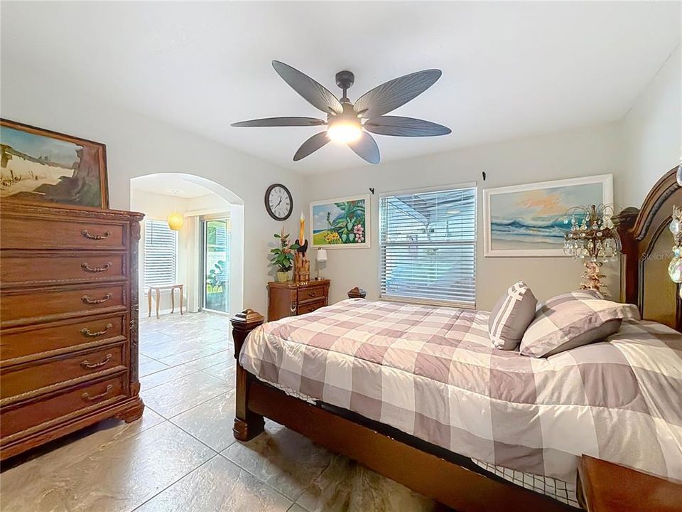 For Sale: $875,000 (4 beds, 5 baths, 2848 Square Feet)