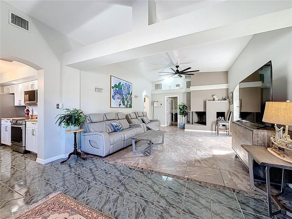 For Sale: $875,000 (4 beds, 5 baths, 2848 Square Feet)