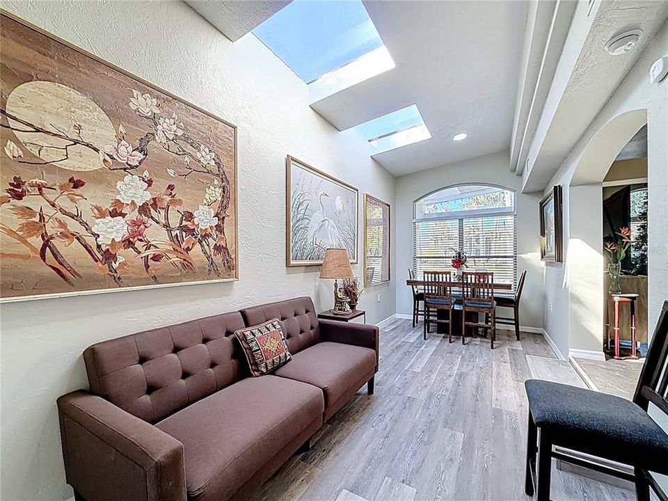 For Sale: $875,000 (4 beds, 5 baths, 2848 Square Feet)