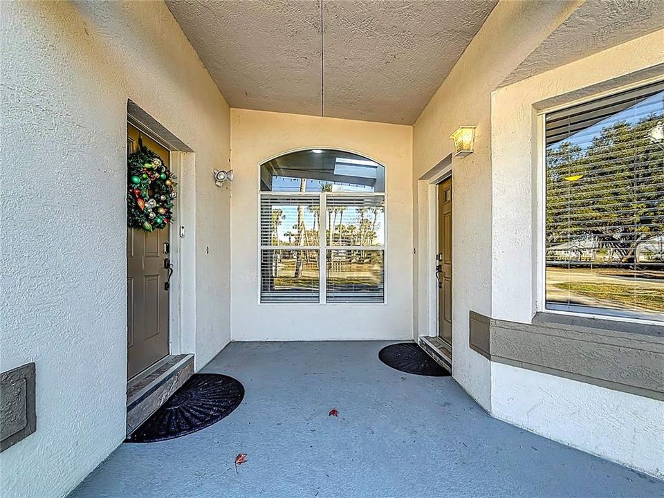 For Sale: $875,000 (4 beds, 5 baths, 2848 Square Feet)