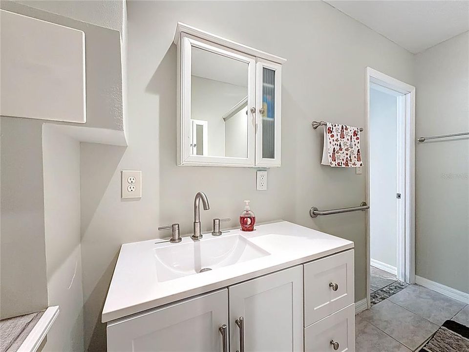 For Sale: $875,000 (4 beds, 5 baths, 2848 Square Feet)