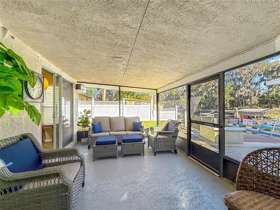 For Sale: $875,000 (4 beds, 5 baths, 2848 Square Feet)