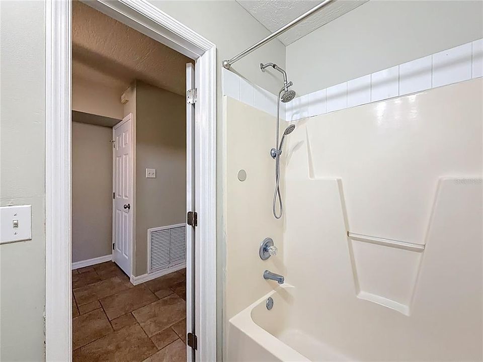 For Sale: $875,000 (4 beds, 5 baths, 2848 Square Feet)